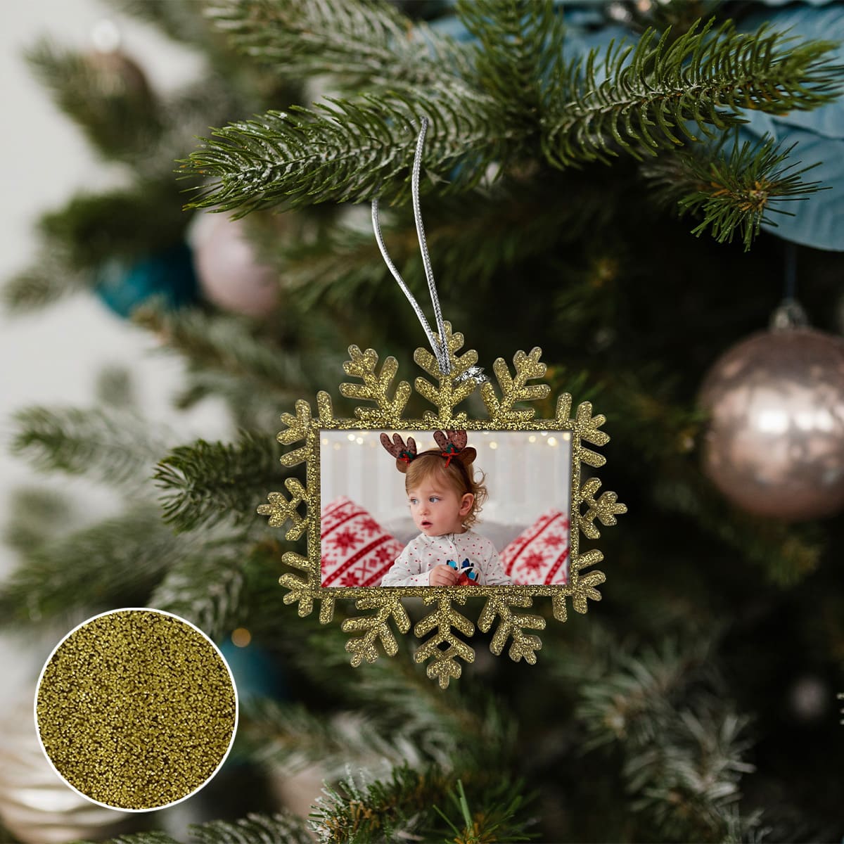 Glitter_Snowflake_Gold_Close_Up_